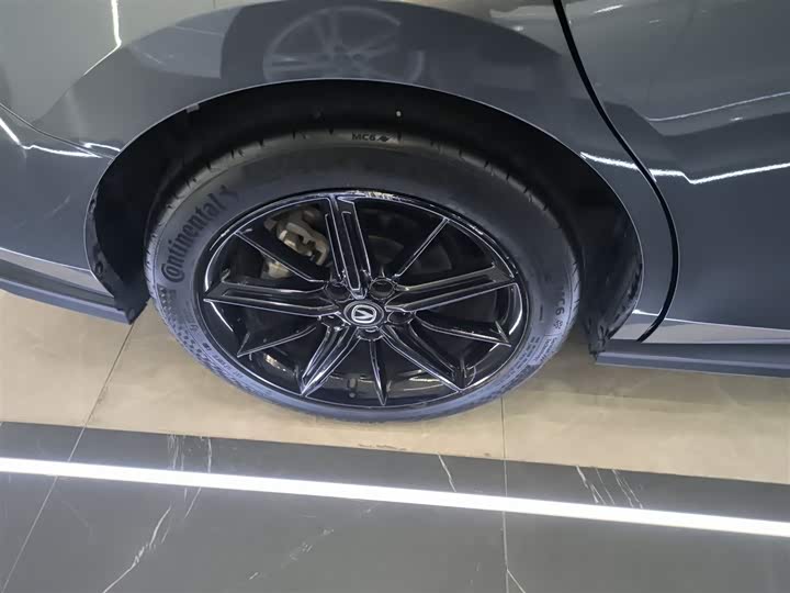 Фото 30 - Changan UNI-V