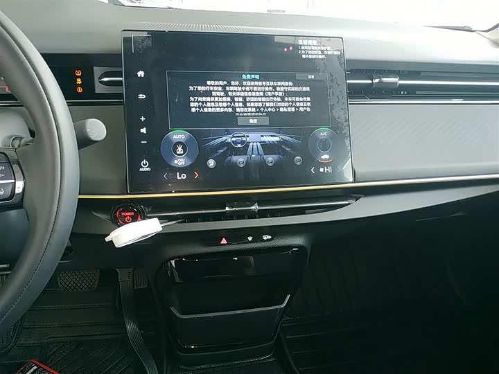 Фото 11 - Honda e:NP2