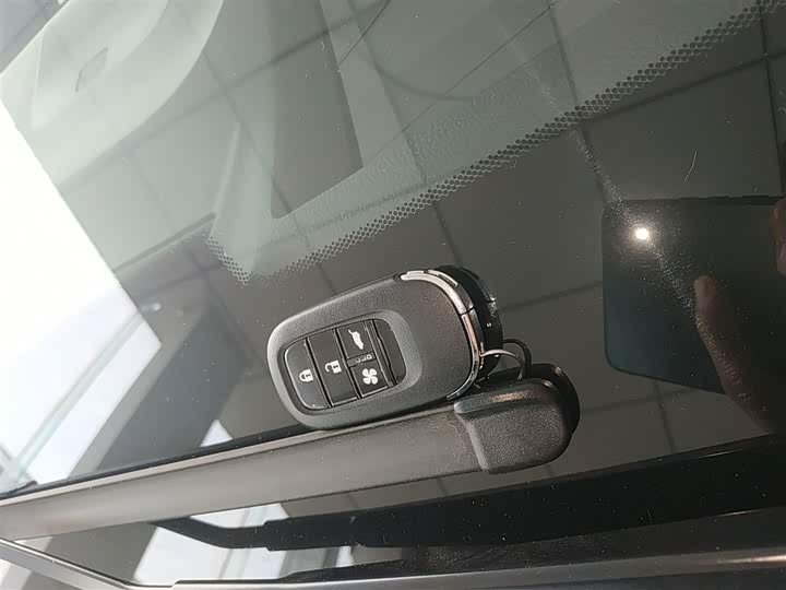 Фото 8 - Honda e:NP2