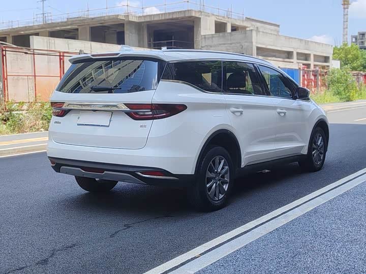 Фото 7 - Geely Jiaji