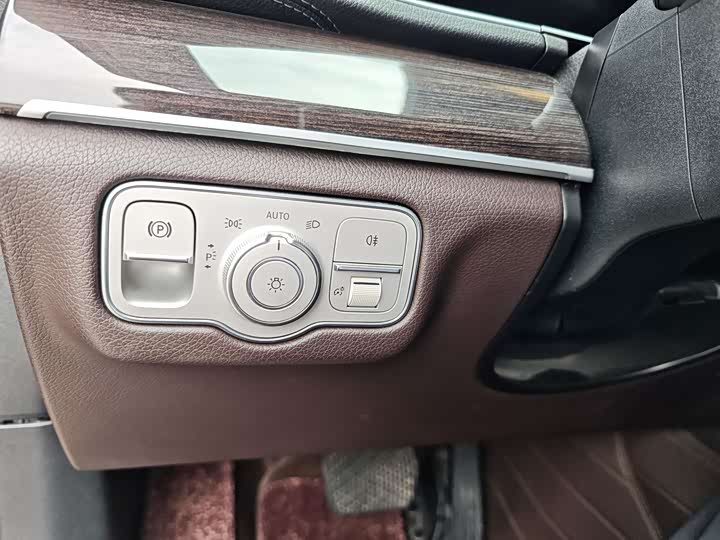 Фото 15 - Mercedes-Benz GLE-Class