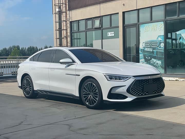 Фото 3 - BYD Han