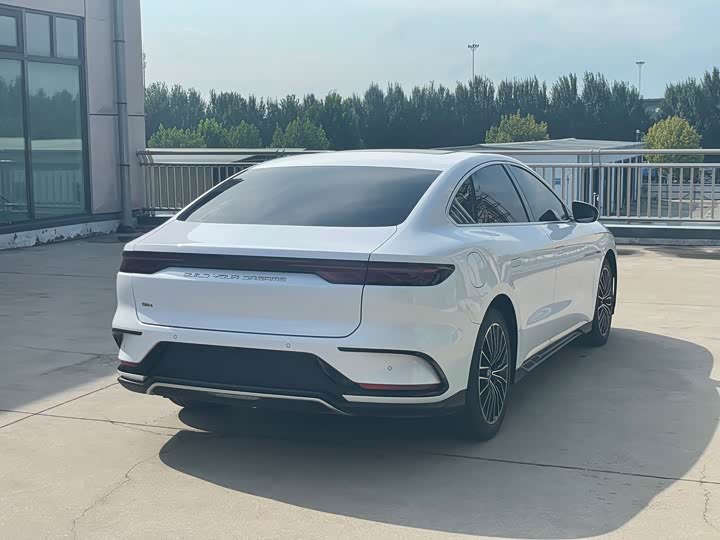 Фото 5 - BYD Han