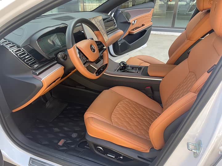 Фото 8 - BYD Han