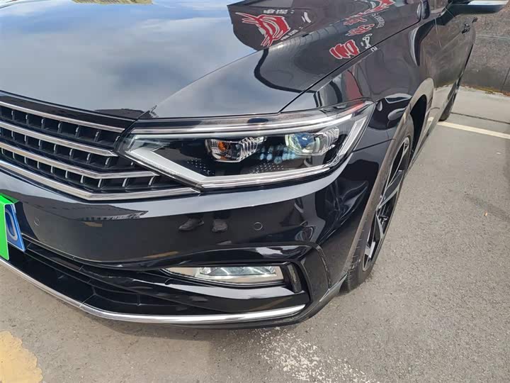 Фото 24 - Volkswagen Magotan