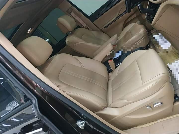 Фото 23 - Buick GL8 ES