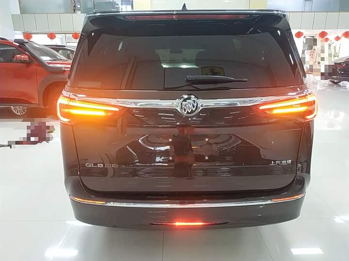 Фото 5 - Buick GL8 ES