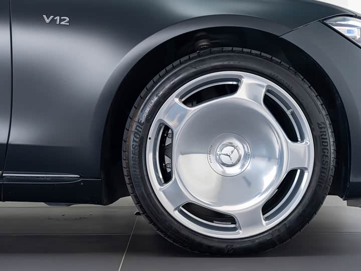 Фото 22 - Mercedes-Benz Maybach S-Class