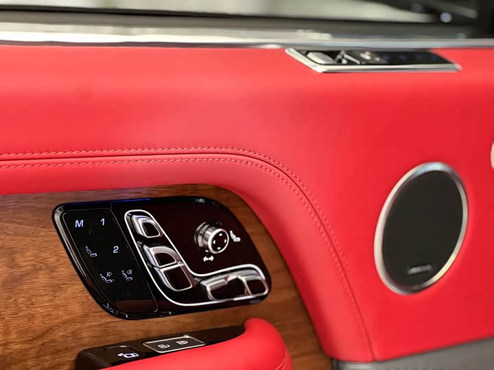 Фото 8 - Land Rover Range Rover