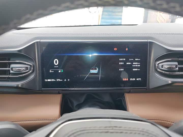 Фото 12 - Nio ES6