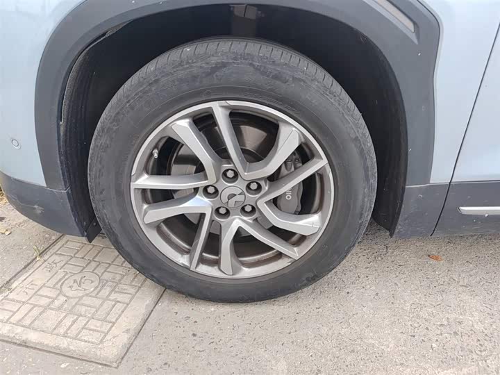 Фото 23 - Nio ES6