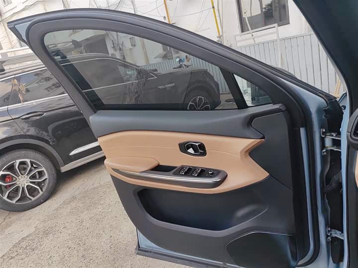 Фото 28 - Nio ES6