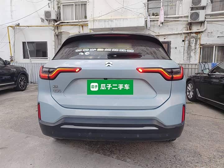 Фото 6 - Nio ES6