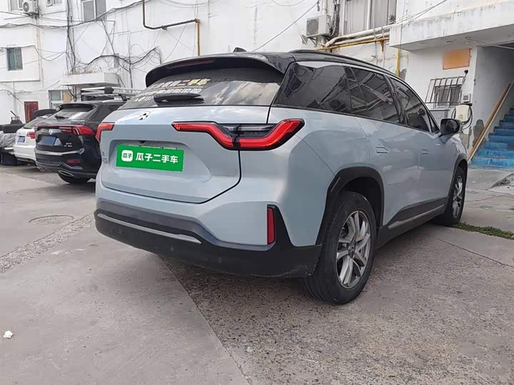 Фото 7 - Nio ES6