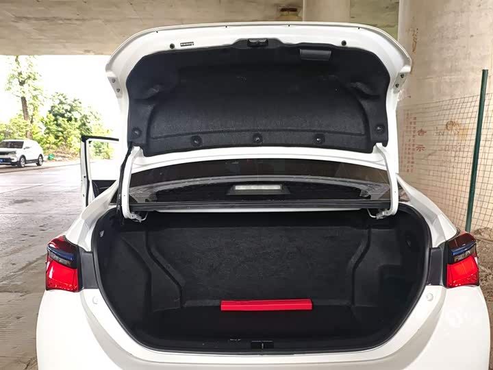 Фото 19 - Toyota Corolla Hybrid