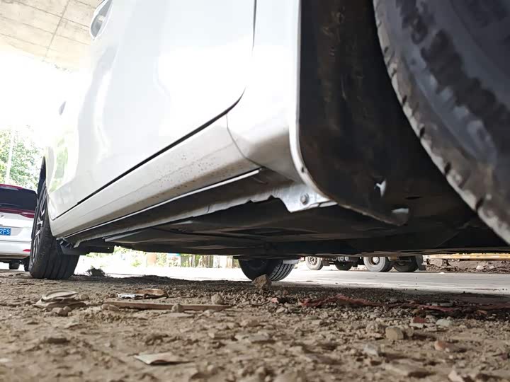 Фото 21 - Toyota Corolla Hybrid