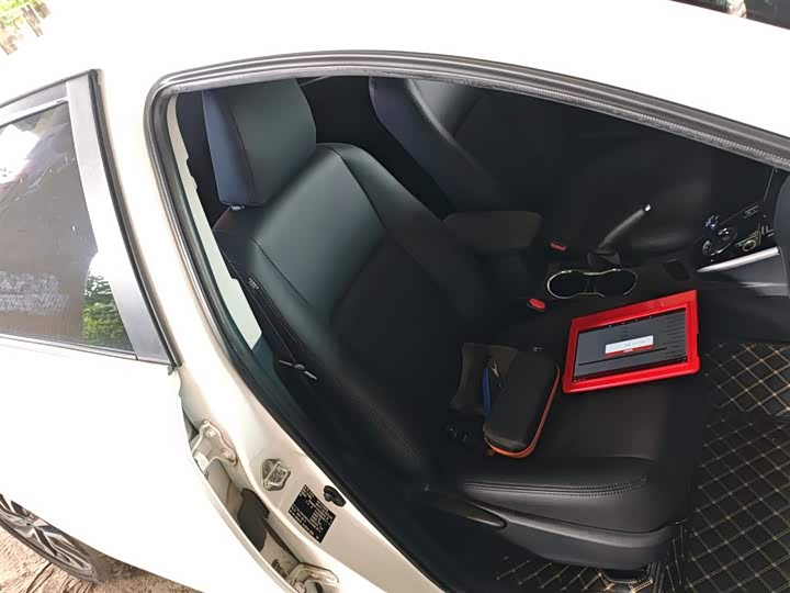 Фото 25 - Toyota Corolla Hybrid