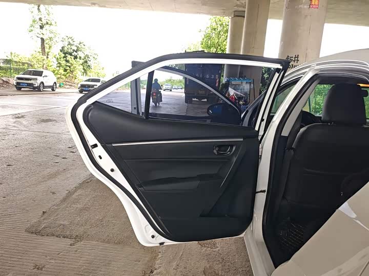 Фото 29 - Toyota Corolla Hybrid