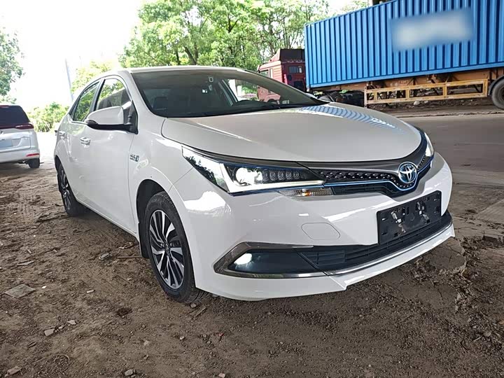 Фото 4 - Toyota Corolla Hybrid