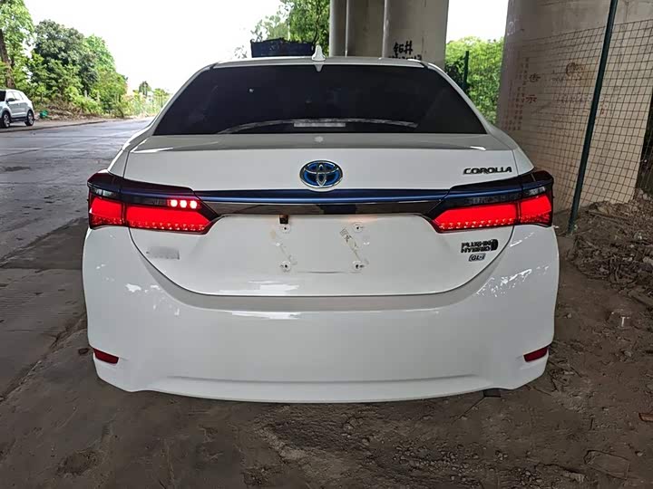 Фото 6 - Toyota Corolla Hybrid