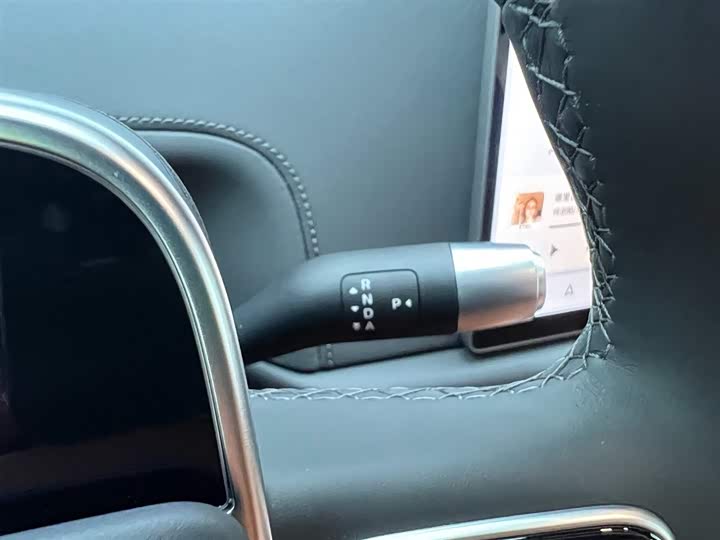 Фото 24 - LiXiang L6