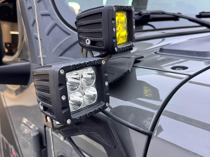 Фото 19 - Jeep Gladiator