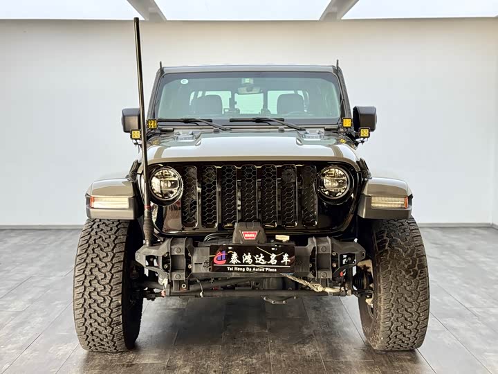 Фото 3 - Jeep Gladiator