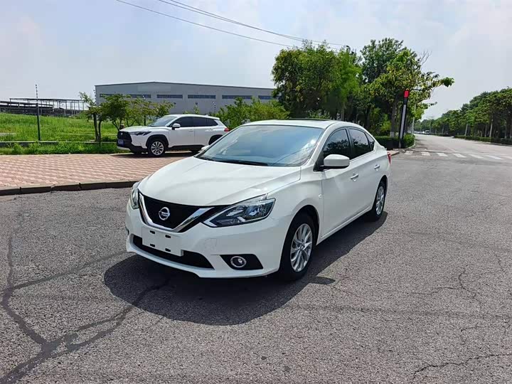 Фото 1 - Nissan Sylphy