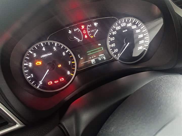 Фото 11 - Nissan Sylphy