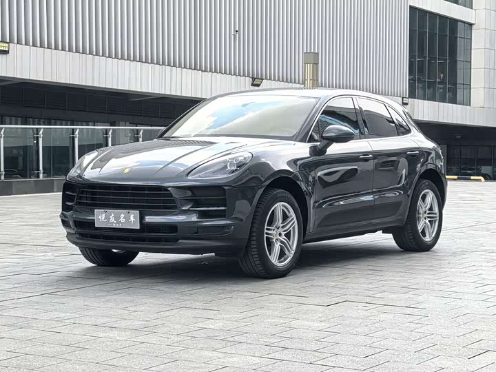 Фото 1 - Porsche Macan