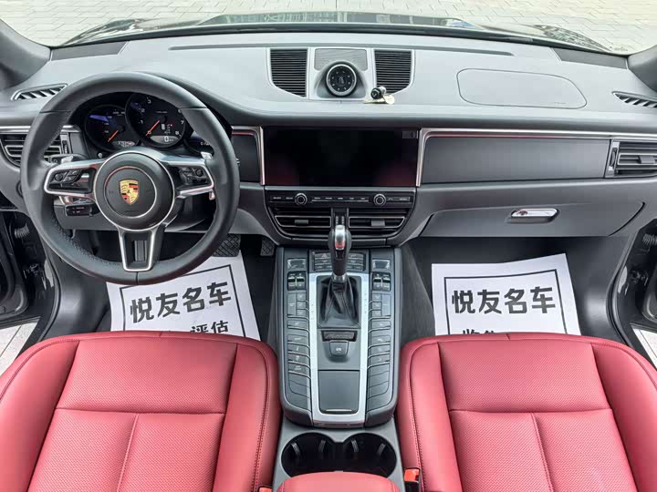 Фото 20 - Porsche Macan