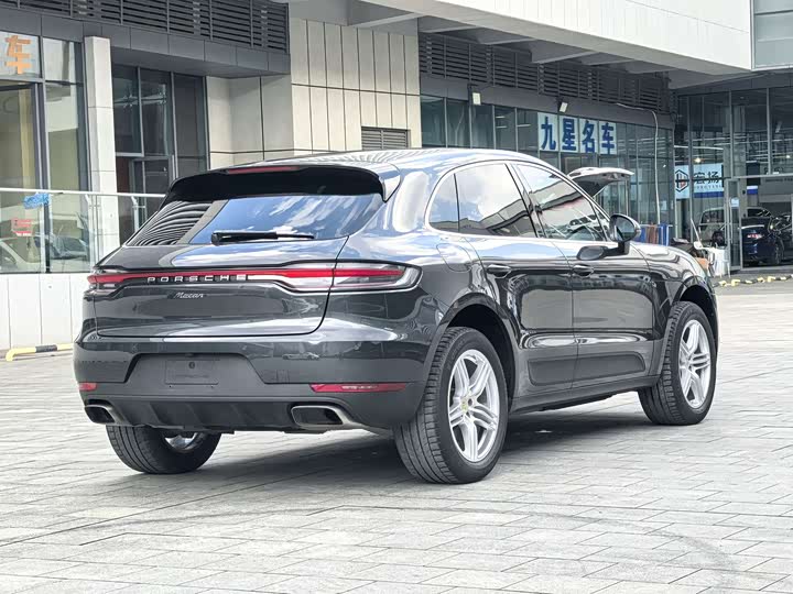 Фото 5 - Porsche Macan