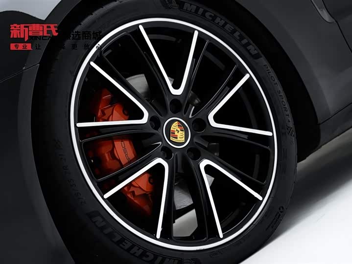 Фото 7 - Porsche Panamera