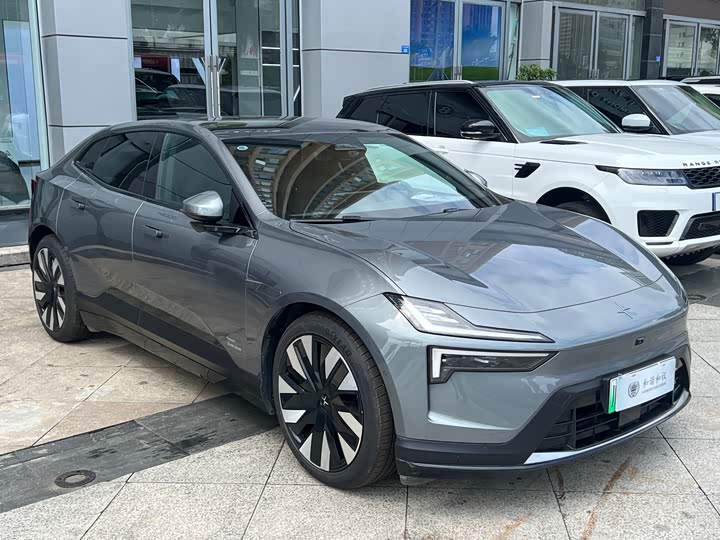 Фото 3 - Polestar 4