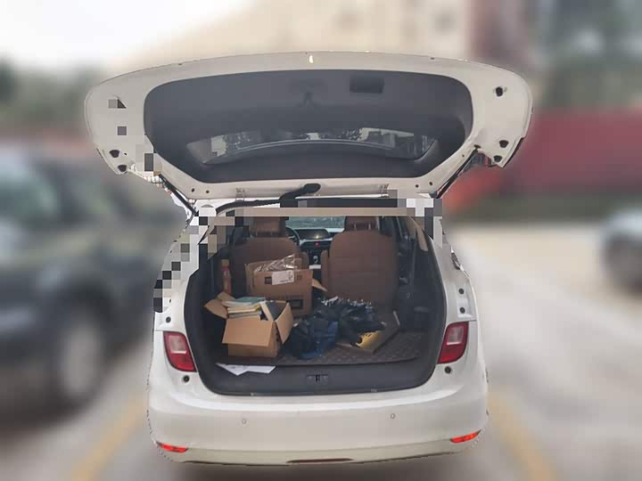 Фото 10 - Buick GL6