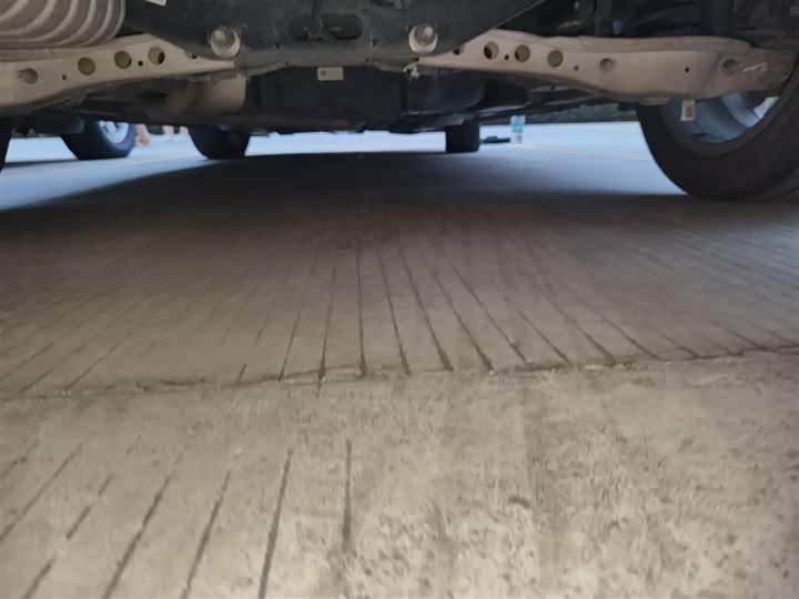 Фото 26 - Buick GL6