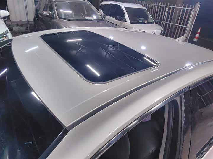 Фото 30 - Toyota Camry