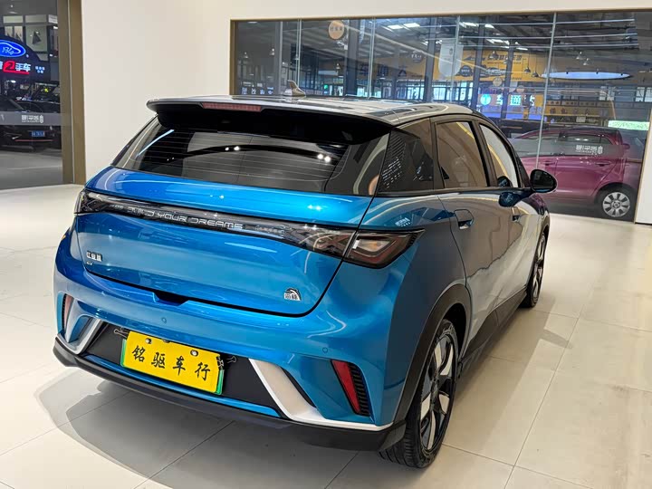 Фото 28 - BYD Dolphin