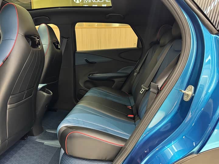 Фото 32 - BYD Dolphin