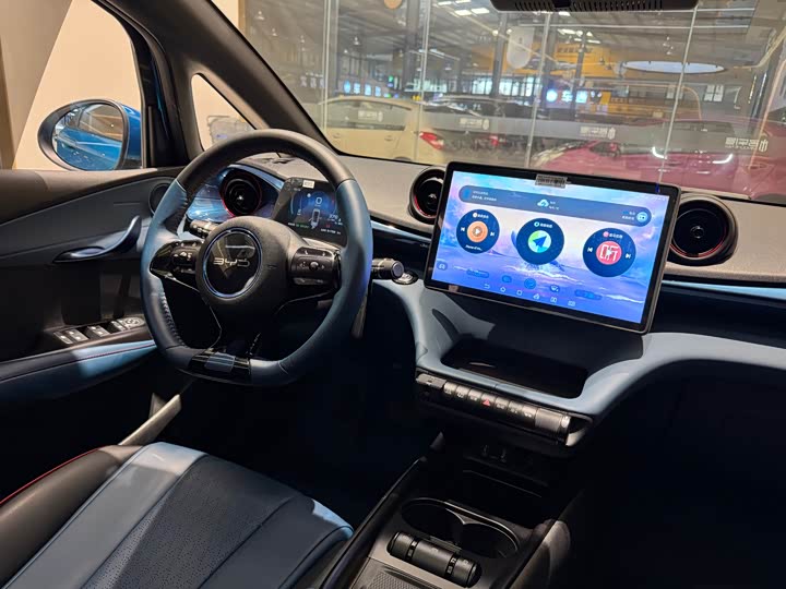 Фото 36 - BYD Dolphin