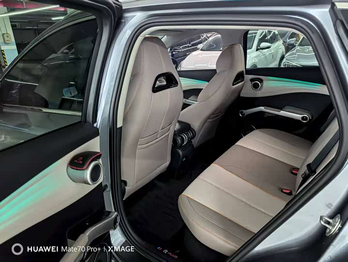 Фото 12 - BYD Yuan Plus