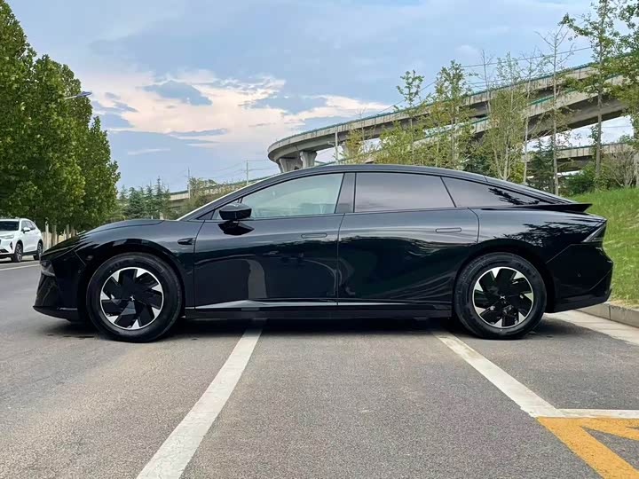 Фото 4 - XPeng F57