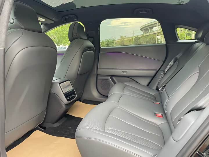 Фото 8 - XPeng F57