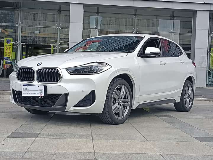 Фото 1 - BMW X2