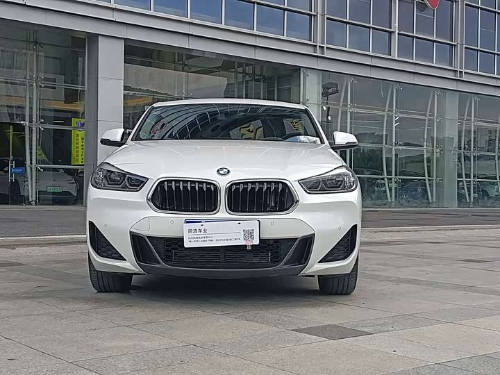Фото 2 - BMW X2
