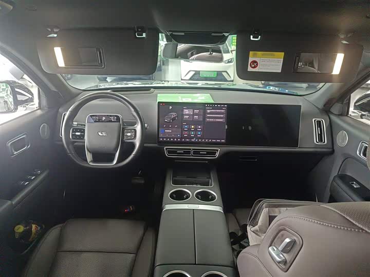 Фото 10 - LiXiang L8