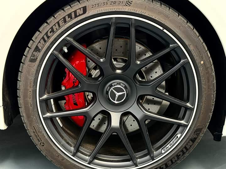 Фото 7 - Mercedes-Benz AMG GT