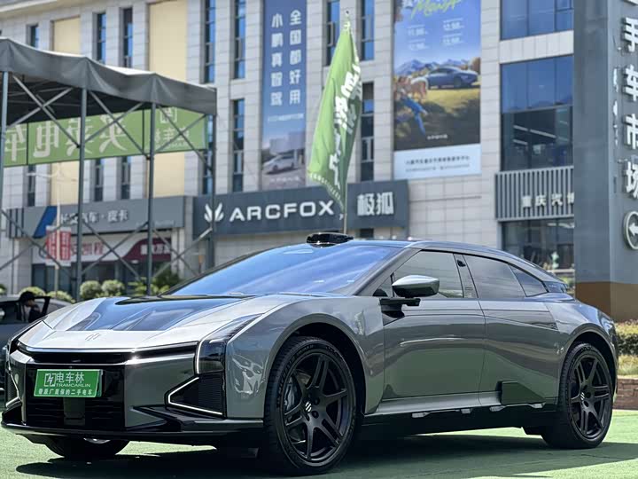 Фото 1 - HiPhi Z