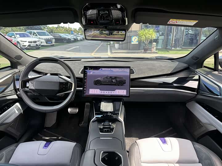 Фото 17 - HiPhi Z