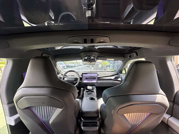 Фото 18 - HiPhi Z